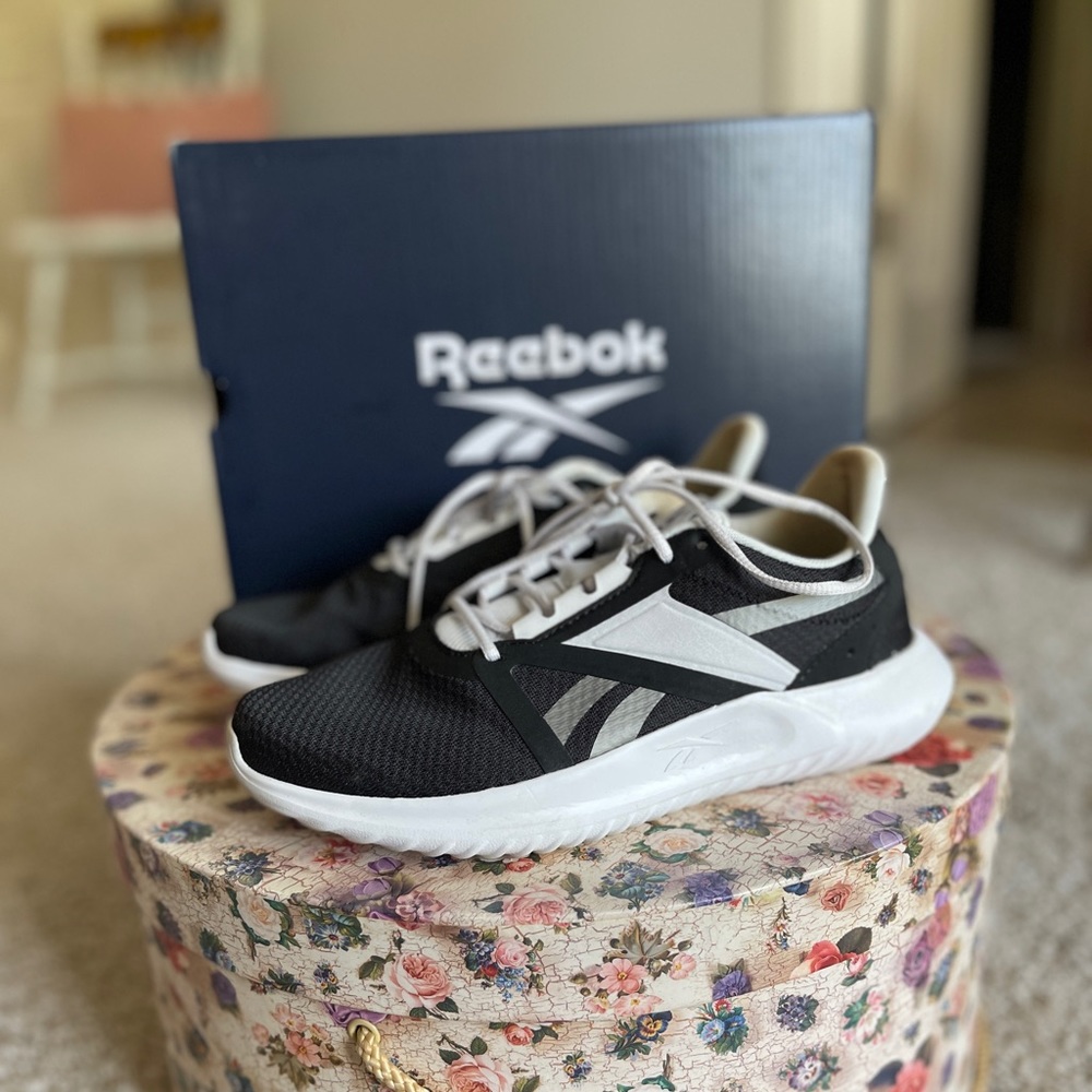 Reebok SZ 7.5